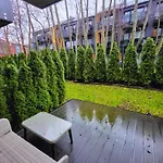 Apartamentai Kunigiskiuose Su Terasa Ir Privaciu Parkingu Butas